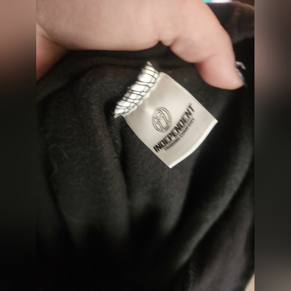 Offical Andy Black ghost of Ohio tour 2019 hoodie size xl - Picture 7 of 8